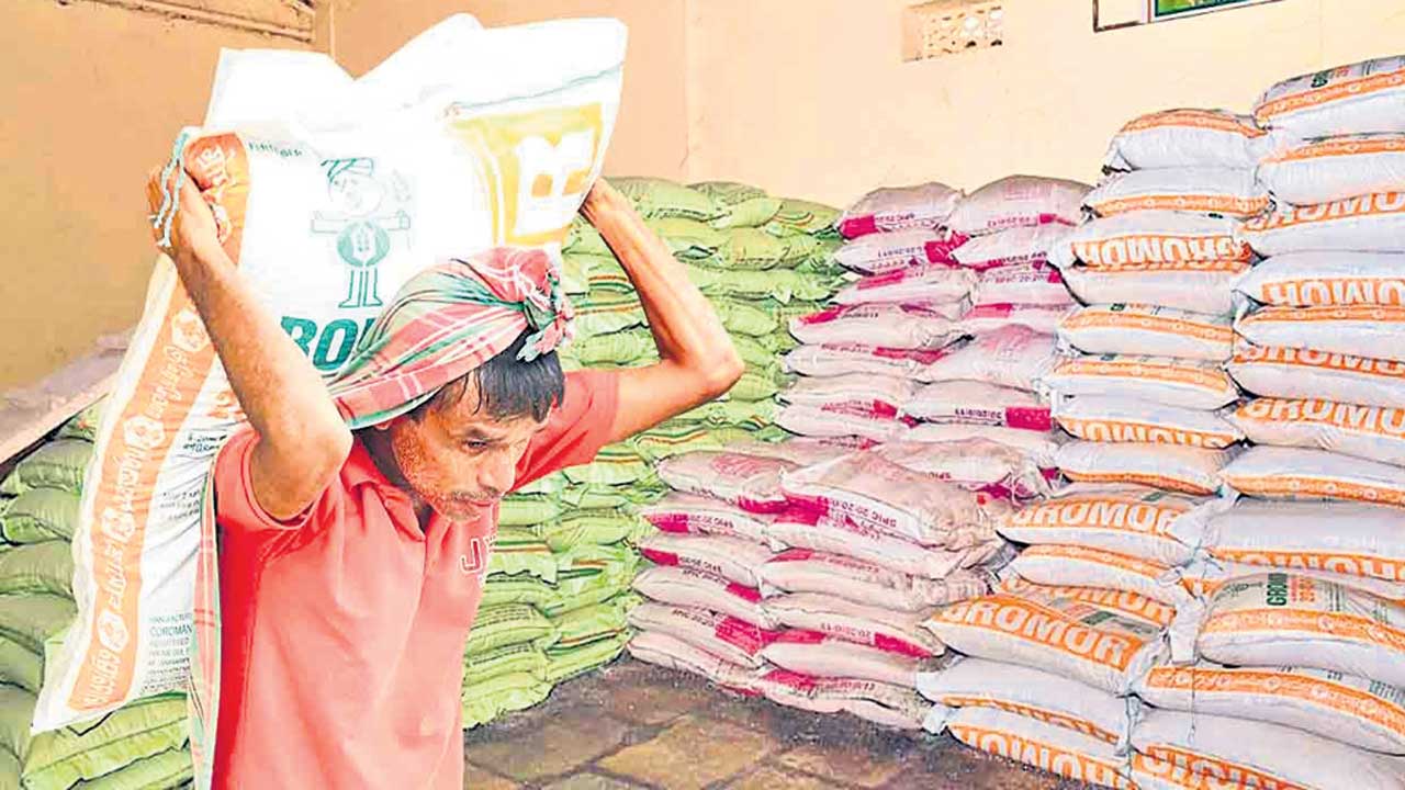 రైతుపై రవాణా భారం