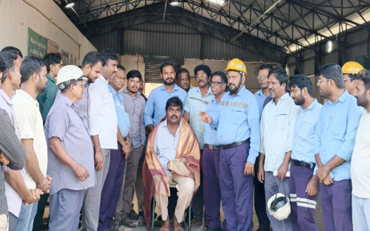 ‘వర్క్‌షాప్‌ సమస్యల పరిష్కారానికి కృషి’