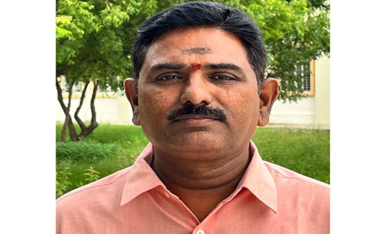 ‘ఔట్ సోర్సింగ్ ఉద్యోగులకు ఉద్యోగ భద్రత కల్పించాలి’