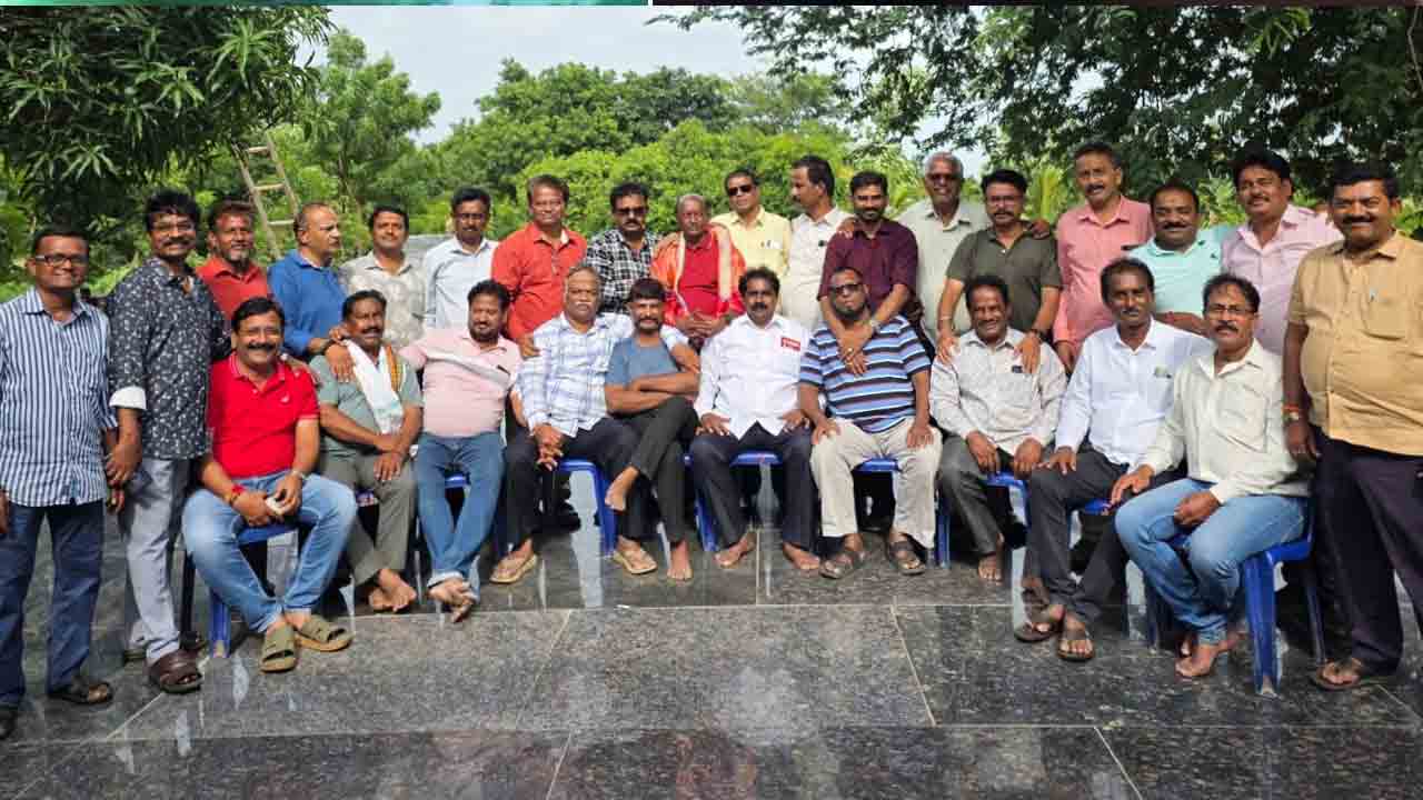 Atmiya Sammelanam | మర్కజీ స్కూల్లో సందడిగా ‘ఆత్మీయ సమ్మేళనం’.. పూర్వ విద్యార్థుల కీలక తీర్మానం..!