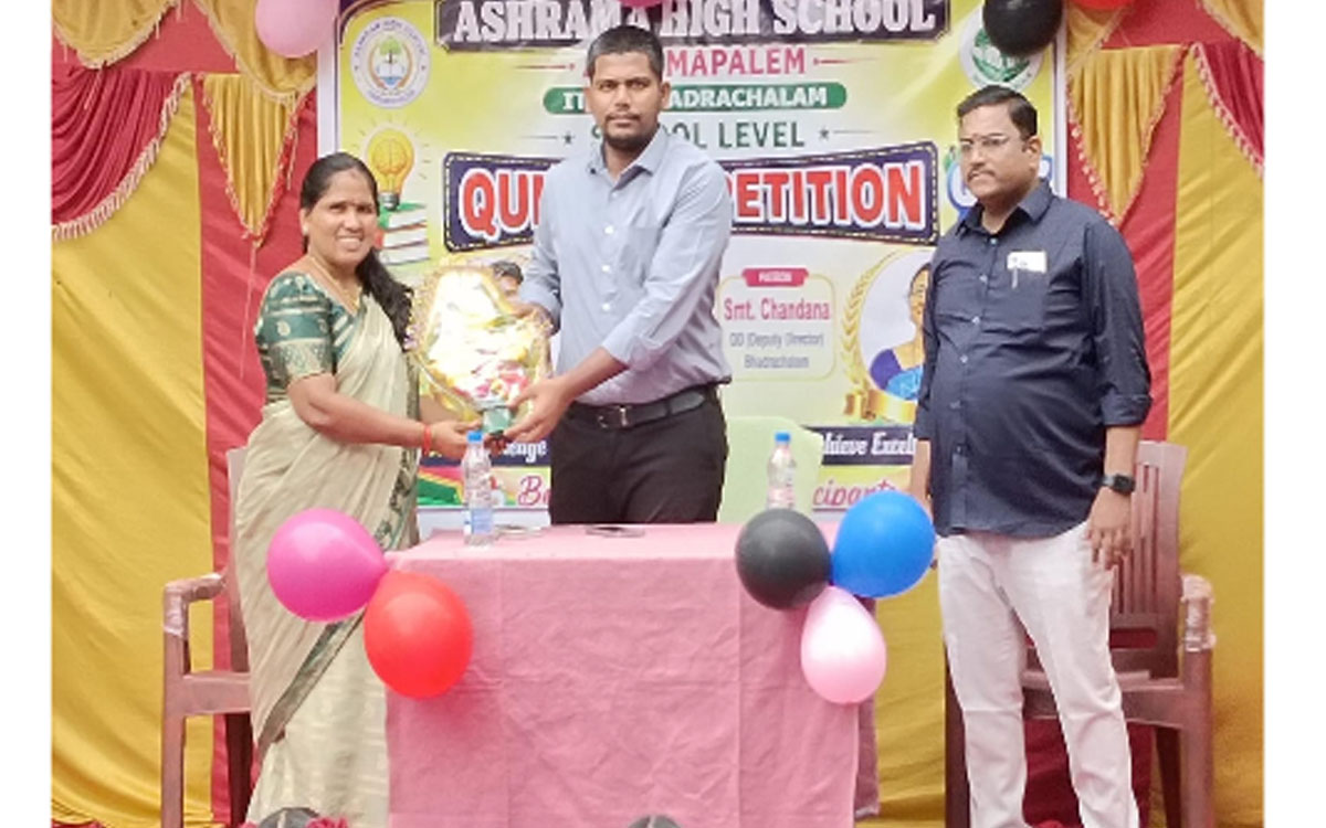 మేధాశక్తి, జ్ఞాపకశక్తి పెంపున‌కు క్విజ్ పోటీలు దోహ‌దం : ఐటీడీఏ పీవో బి.రాహుల్
