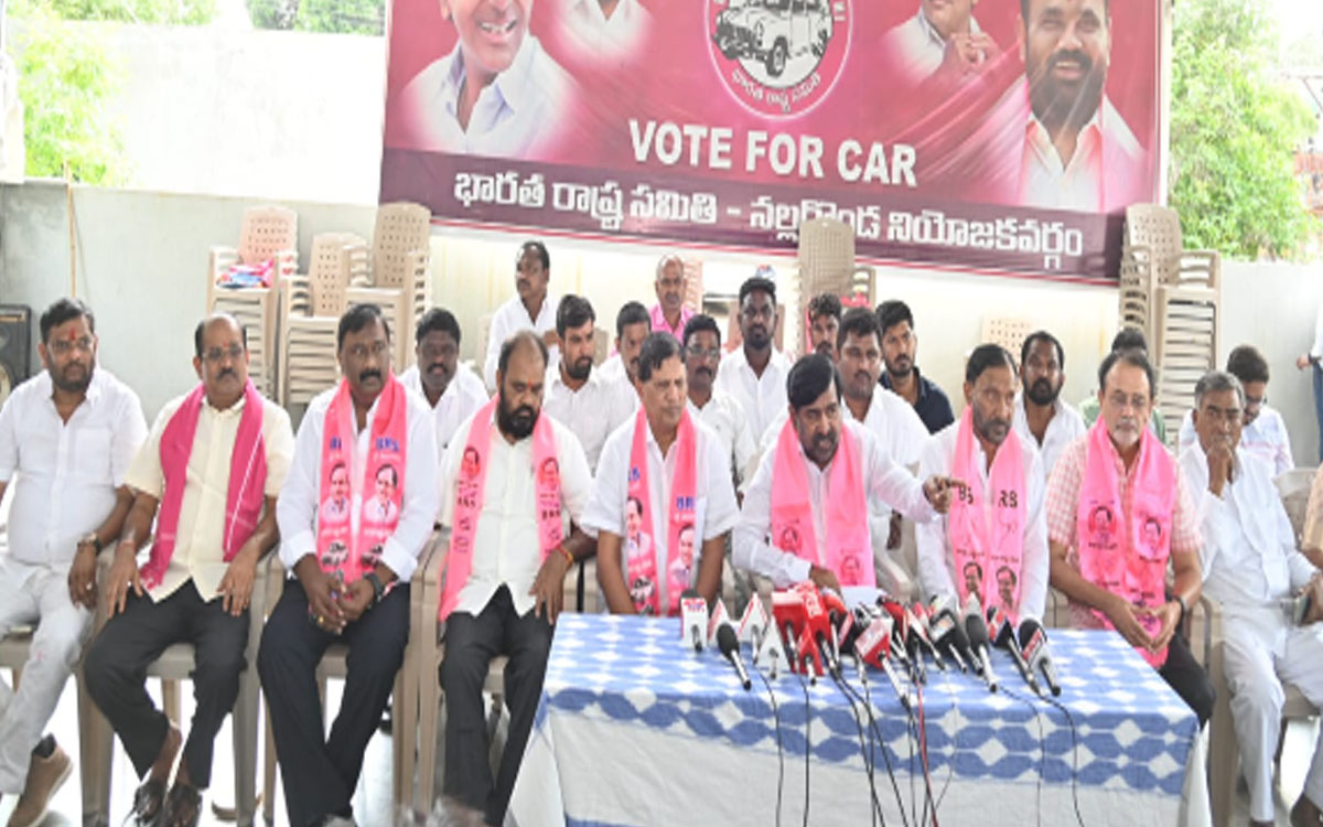 ‘ఏపీ నిత్య నీటి దోపిడీ.. అయినా చ‌ల‌నం లేని ఇద్ద‌రు మంత్రులు’