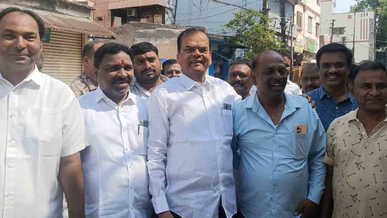 ప్రజలు కేసీఆర్‌ నాయకత్వాన్ని కోరుకుంటున్నారు : ఎమ్మెల్యే కాలేరు వెంకటేశ్‌