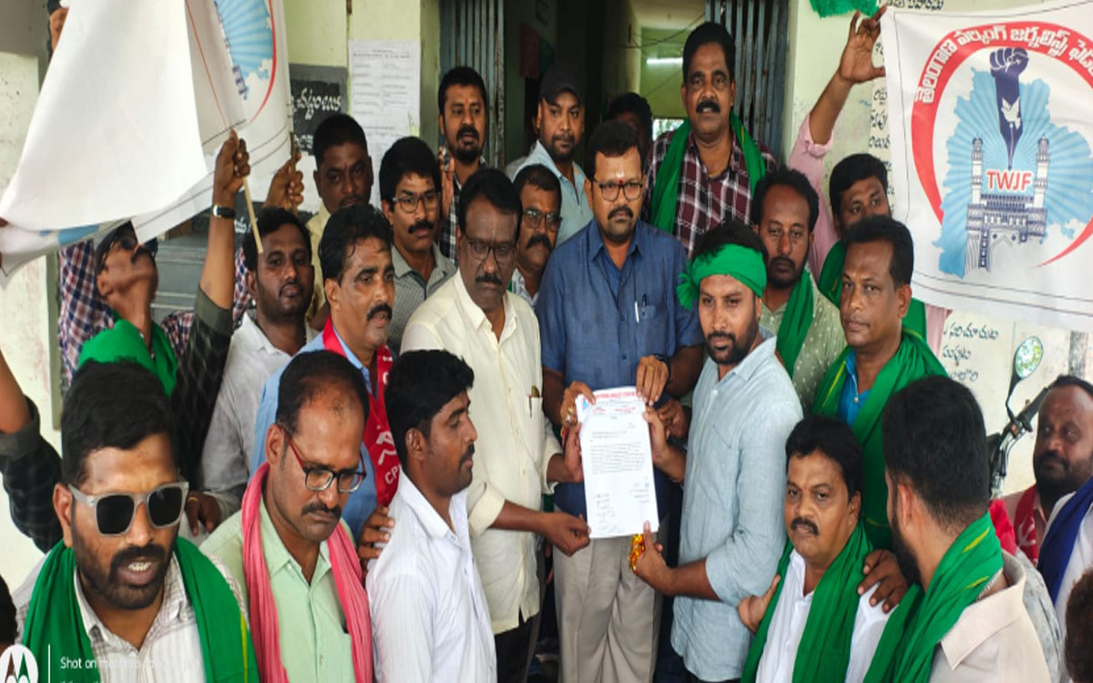 జర్నలిస్టుల సమస్యలపై టీయూడబ్ల్యూజేఎఫ్ పాదయాత్ర