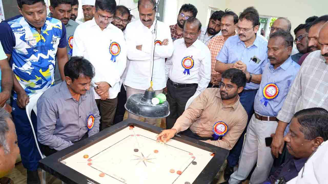 ఉద్యోగుల్లో క్రీడలు మానసికోల్లాసాన్ని పెంపొందిస్తాయి : కర్నాటి వరుణ్‌రెడ్డి