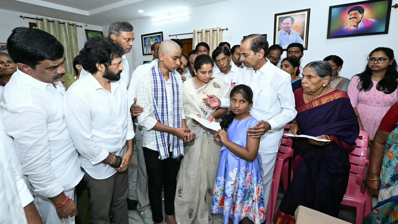 Kcr Peddi Family2