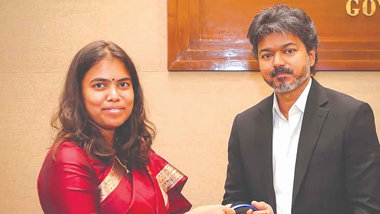 Minister Keerthana: ఆ వీడియోలో ఉన్న‌ది నేను కాదు.. అయినా త‌ప్పేంటి: మంత్రి కీర్త‌న‌