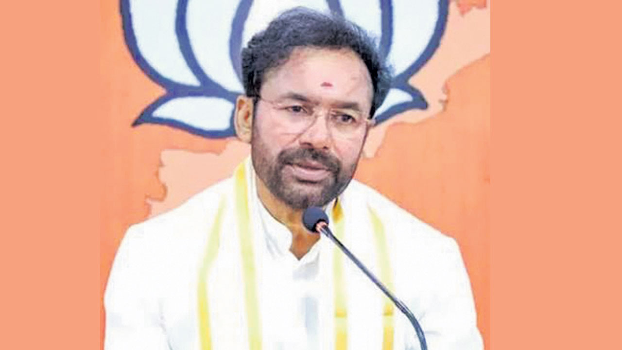 విద్యార్థుల జీవితాలతో సర్కార్‌ చెలగాటం: కిషన్‌రెడ్డి