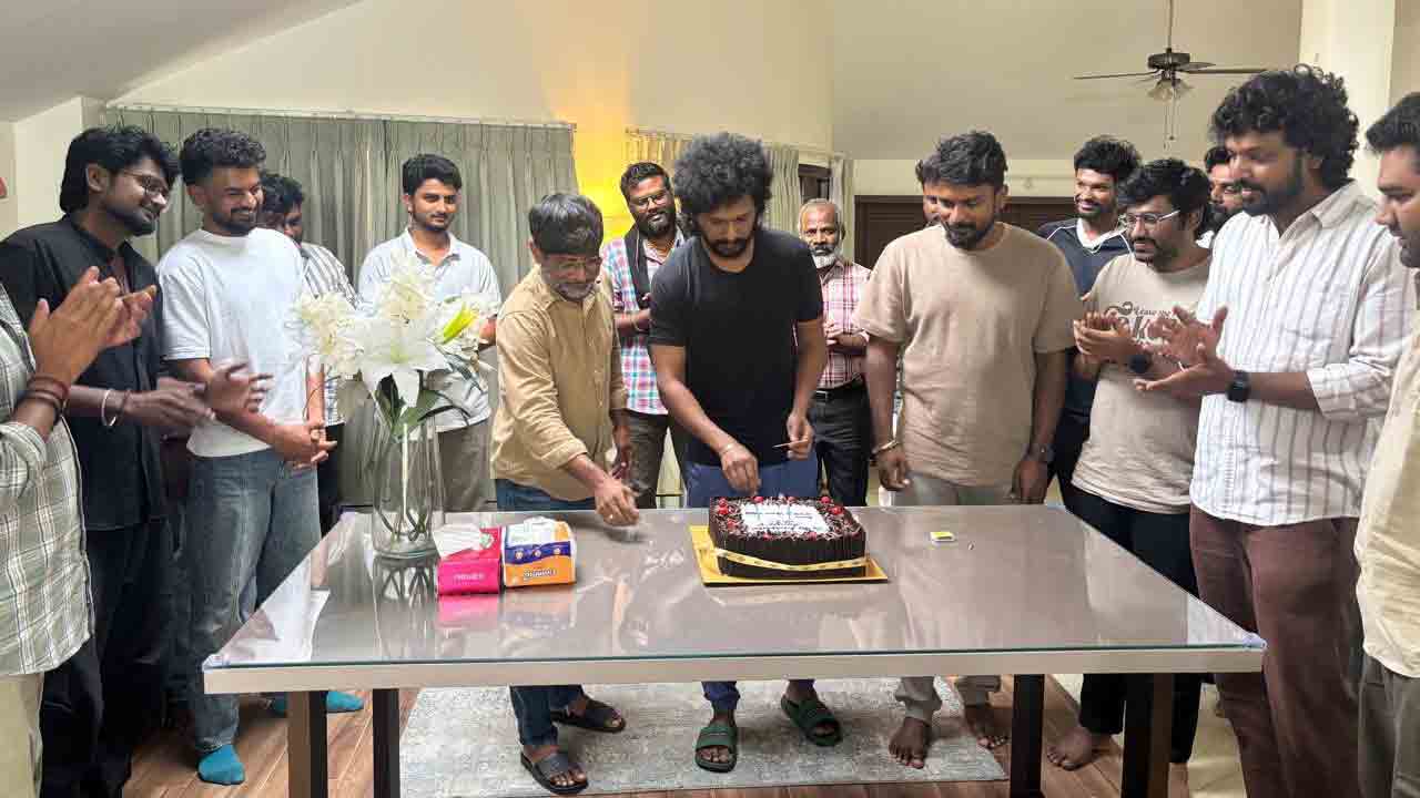 AA 23 | లోకేష్ కనగరాజ్ ‘డిసి’ ఘన విజయం.. ఘనంగా సెలబ్రేట్ చేసిన‌ అల్లు అర్జున్ ‘AA23’ టీమ్!