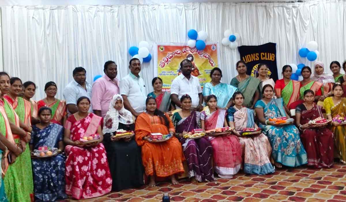 Ramagundam | పుట్టిన బిడ్డకు తల్లి పాలే మొదటి సహజ టీకా.. రామగుండం నగర మేయర్ మహంకాళి స్వామి
