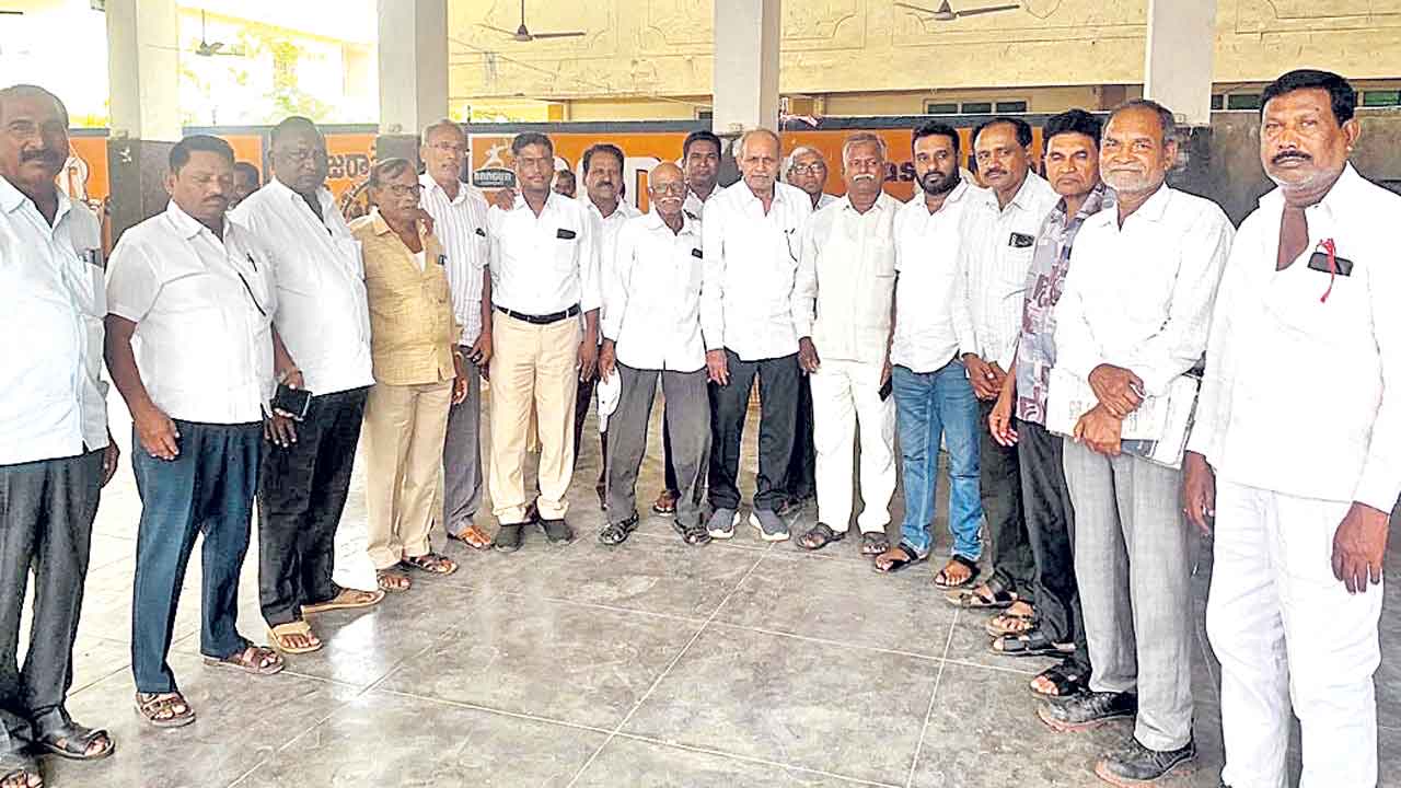 సమస్యల పరిష్కారానికి వేదిక అవసరం