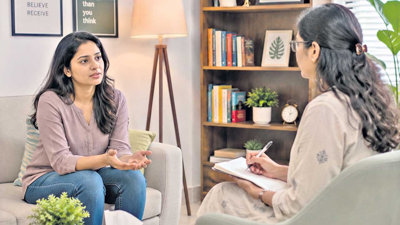 వెంటాడే గాయం మానేలా..
