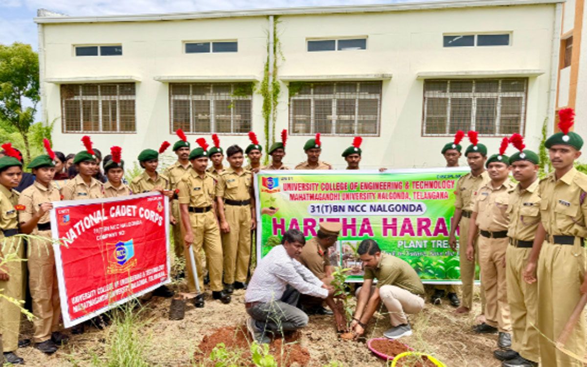 ‘పర్యావరణ పరిరక్షణకై విధిగా మొక్కలు నాటాలి’
