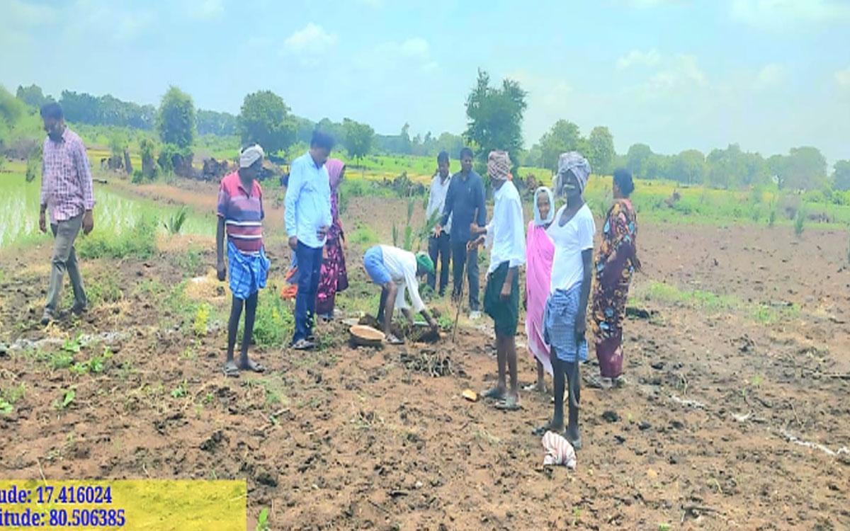 ‘వర్షాభావ పరిస్థితుల్లో ‘పంట కుంటలే’ రైతుకు శ్రీరామరక్ష’
