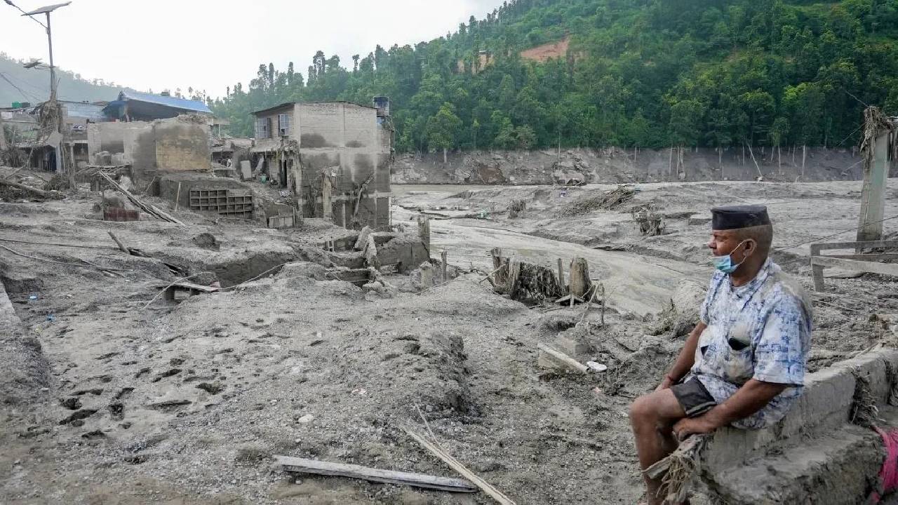 Nepal floods | 760 దాటిన మృతుల సంఖ్య.. గుర్తు తెలియని మృతదేహాలు అక్కడే ఖననం