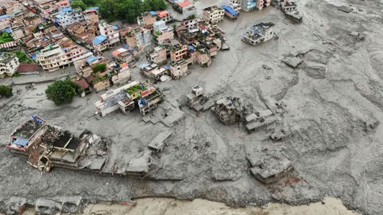 Nepal Floods: భూకంపం కాదు.. మంచుకొండే విరిగిప‌డింది: యూఎస్ జియోలాజిక‌ల్ స‌ర్వే