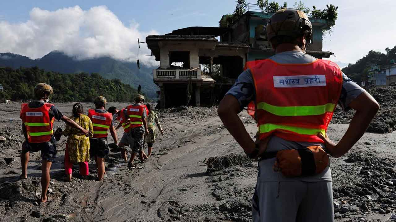 Nepal Flash Floods: విదేశాల రెస్క్యూ స‌హాయాన్ని తిర‌స్క‌రించిన నేపాల్‌