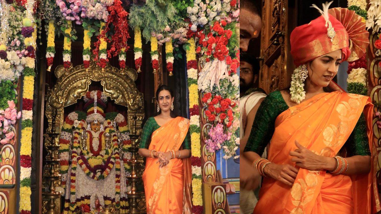 Niharika Konidela | మీరాలంమండి మహంకాళేశ్వర ఆలయంలో బంగారు బోనం ఎత్తిన నిహారిక.. వైరల్‌గా ఫొటోలు!