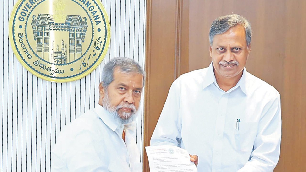 ప్రభుత్వ దవాఖానల్లో వసతులు కల్పించాలి