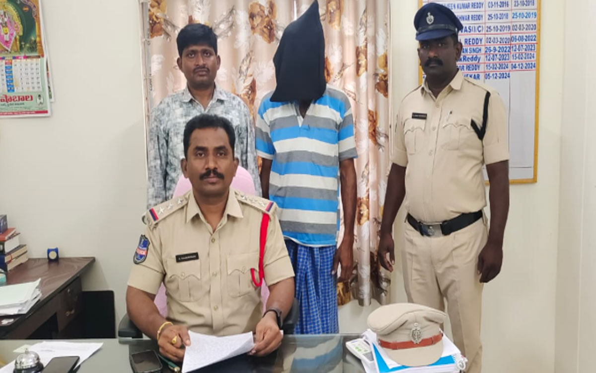 భార్యను హతమార్చిన భర్త‌ అరెస్ట్‌
