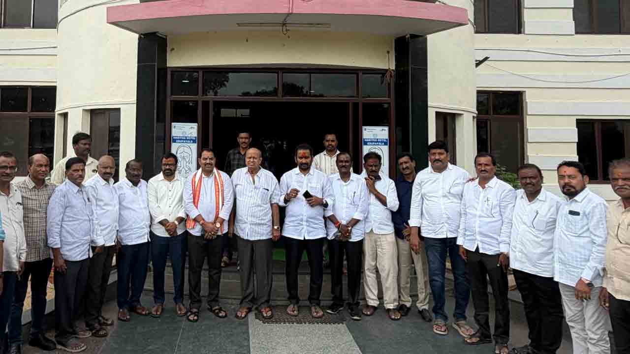 మహా ధర్నాను విజయవంతం చేయండి  : ఎమ్మెల్సీ పింగళి శ్రీపాల్ రెడ్డి