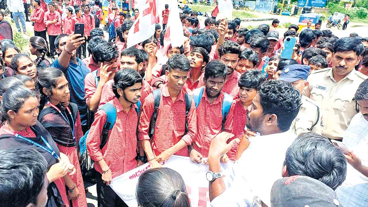 విలీనం చేయద్దు