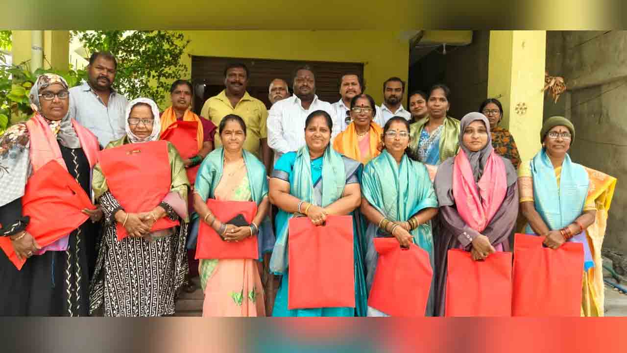 ప్రజాస్వామ్యంలో ఓటే కీలకం : పులి రజినీకాంత్‌ ముదిరాజ్‌