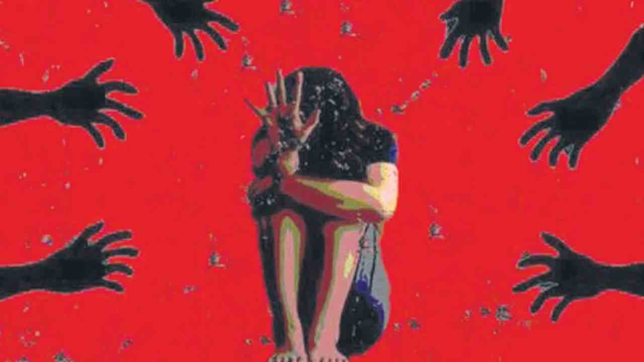 18 నిమిషాలకో రేప్‌!