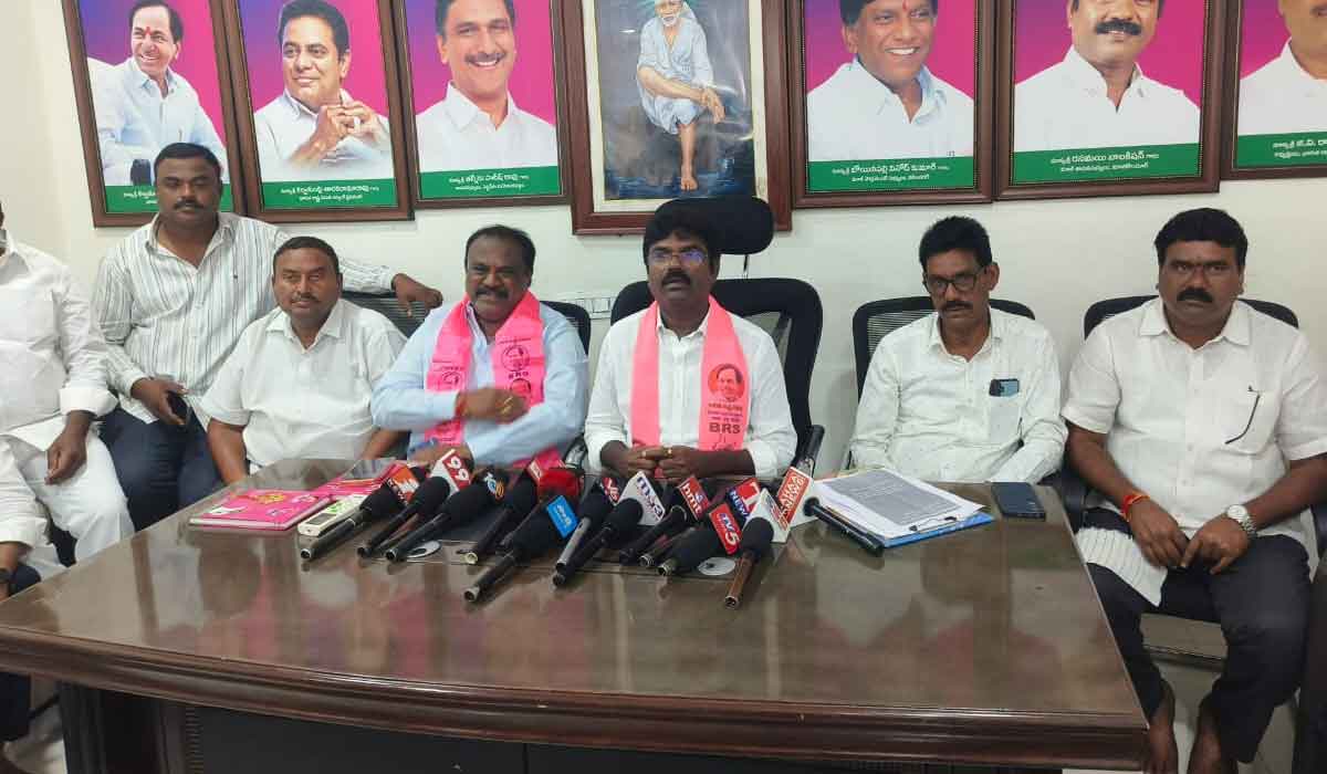 Rasamayi Balakishan | మానకొండూరు నియోజకవర్గంలో అరాచక పాలన నడుస్తోంది.. మాజీ ఎమ్మెల్యే రసమయి బాలకిషన్‌