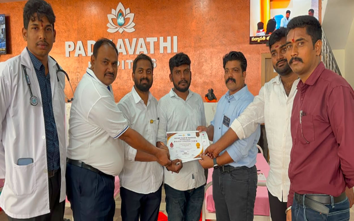 రోటరీ క్లబ్ ఆఫ్ రివర్ సైడ్ ఆధ్వర్యంలో రక్తదాన శిబిరం