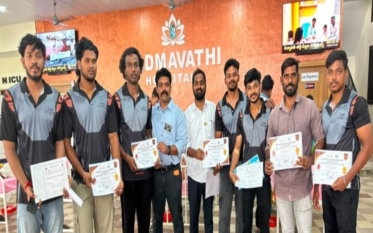రోటరీ క్లబ్ ఆఫ్ రివర్ సైడ్ ఆధ్వర్యంలో రక్తదాన శిబిరం