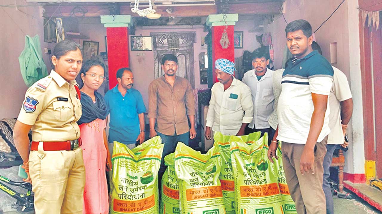 నకిలీలల వెనుక అధికారులు!
