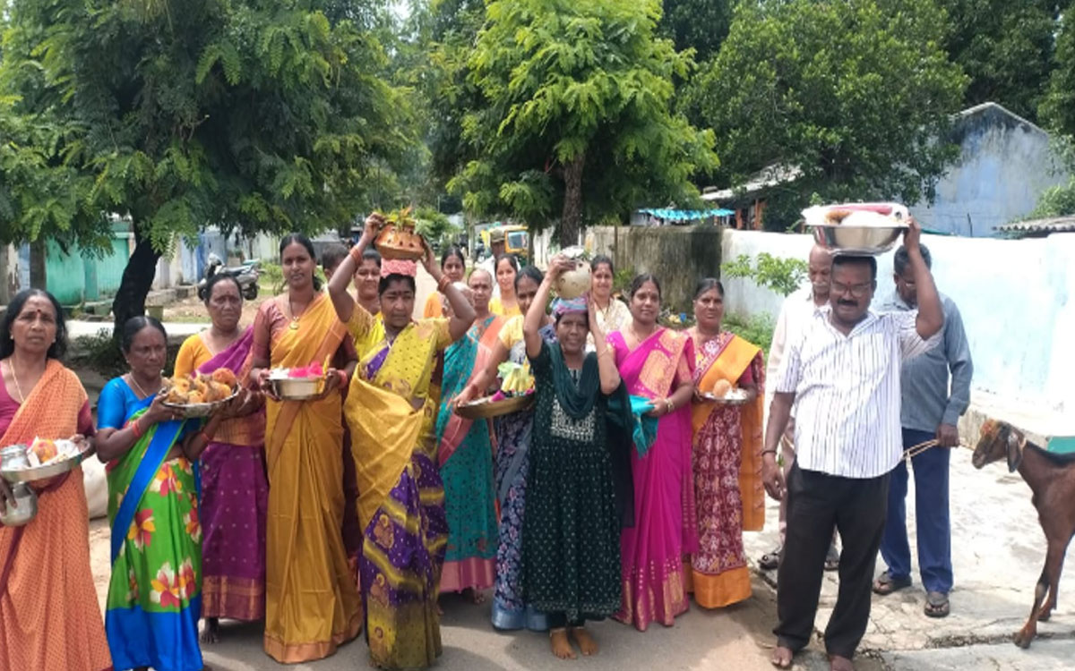 రుద్రంపూర్‌లో ఘనంగా ఆషాఢ బోనాల వేడుకలు