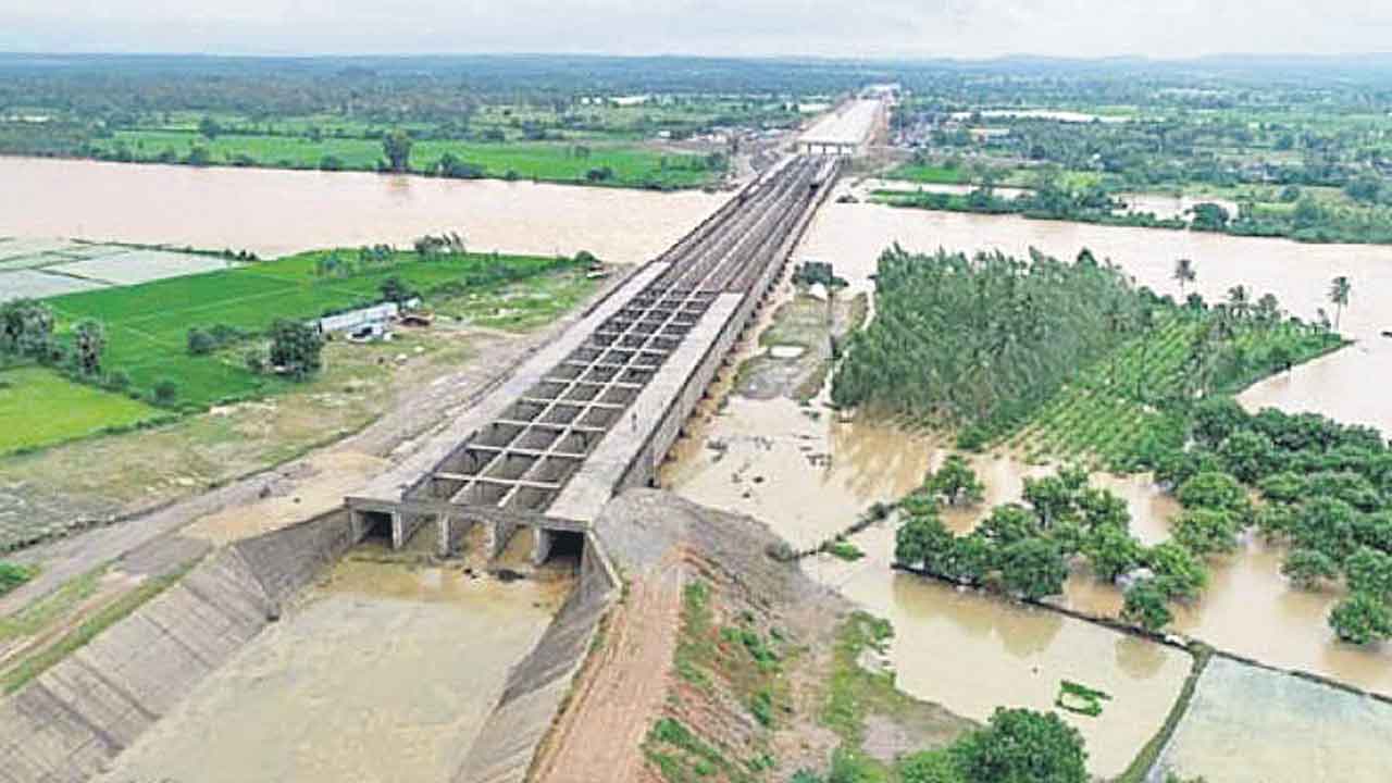 సీతమ్మసాగర్‌ ఇసుక తవ్వకాలపై ఎన్జీటీ స్టే