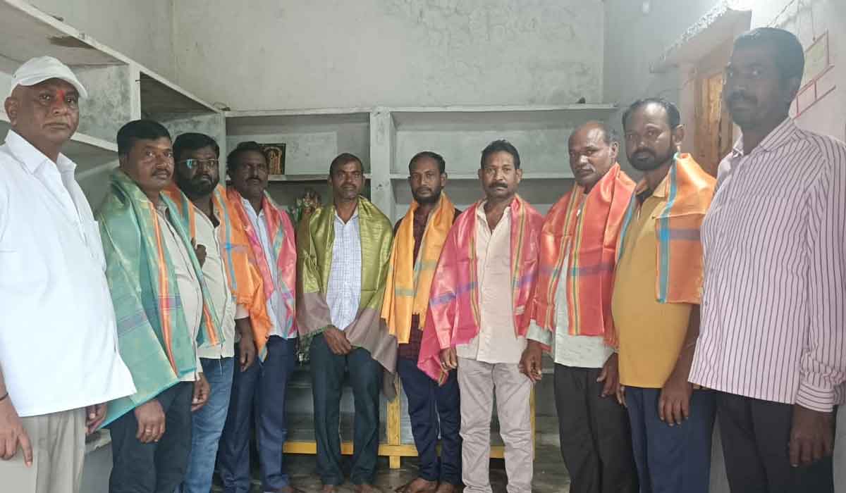 Gangaram | గంగారం మత్స్య సహకార సంఘం అధ్యక్షుడిగా మేడి శంకర్‌