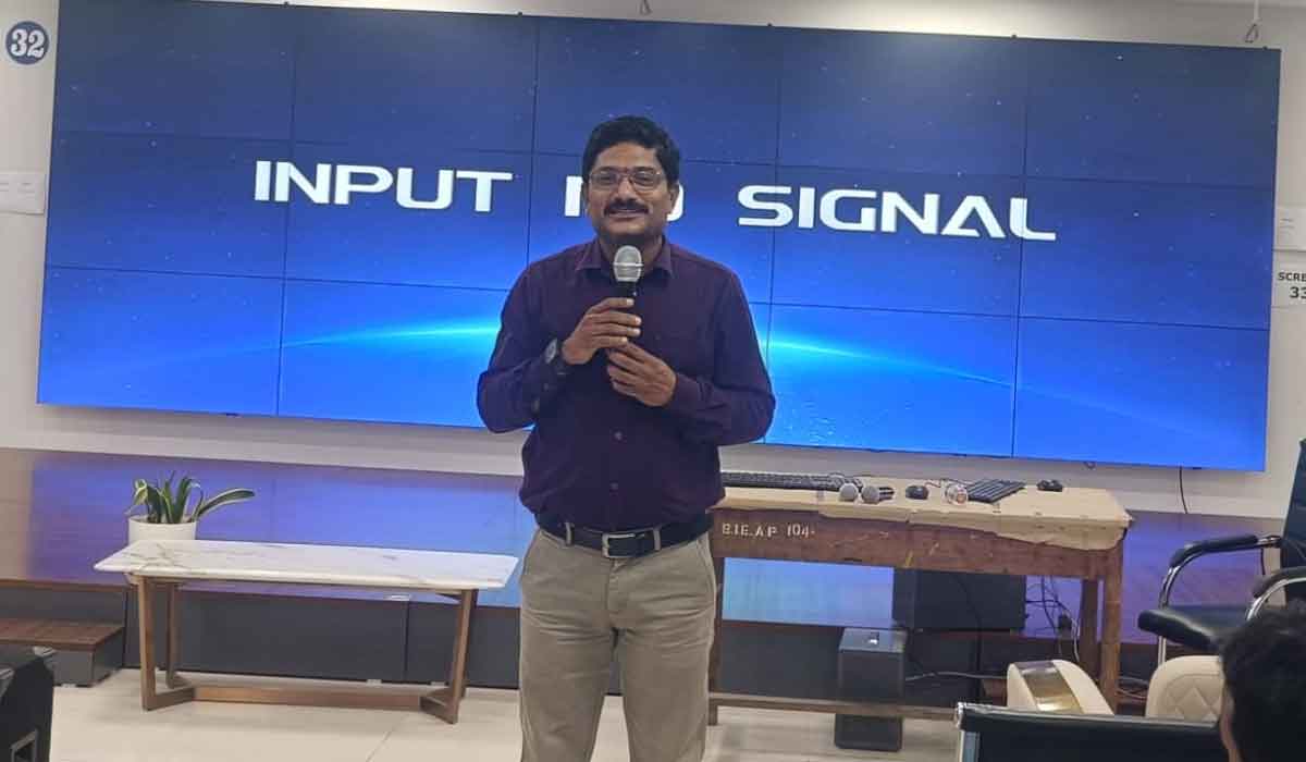 Chigurumamidi | టీవోటీ ట్రైనర్‌గా చిగురుమామిడి ప్రిన్సిపాల్ ఎంపిక