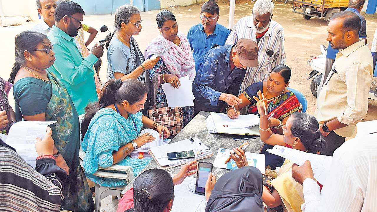 43 లక్షల ఓట్లు గల్లంతు