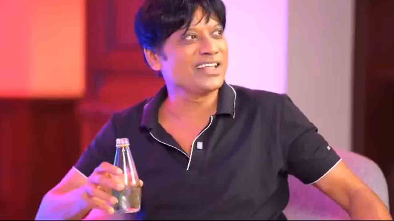 Sardar 2 | ‘నాకే ప్లాస్టిక్ వాటర్ బాటిలా ఇస్తారా?’ ‘సర్దార్‌ 2’ ప్రమోషన్స్‌లో ఎస్‌జే సూర్య కామెడీ టైమింగ్!