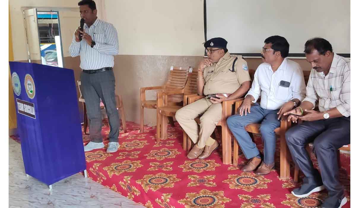 Siricilla | రోడ్డు భద్రతా నియమాలు పాటించాలి.. డీటీవో శ్రీనివాస్‌రావు