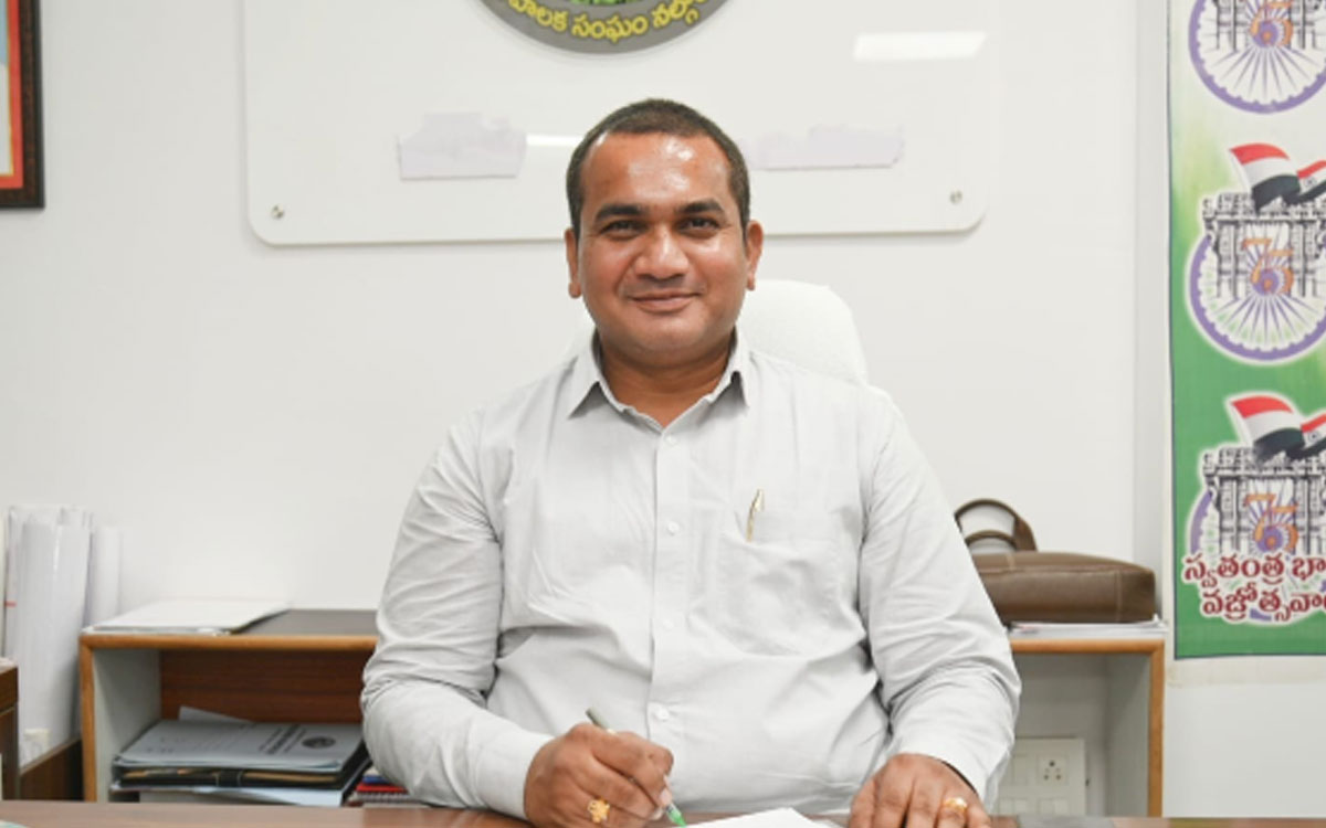 ‘రోడ్లపై పశువులను విచ్చలవిడిగా వదిలితే చర్యలు’