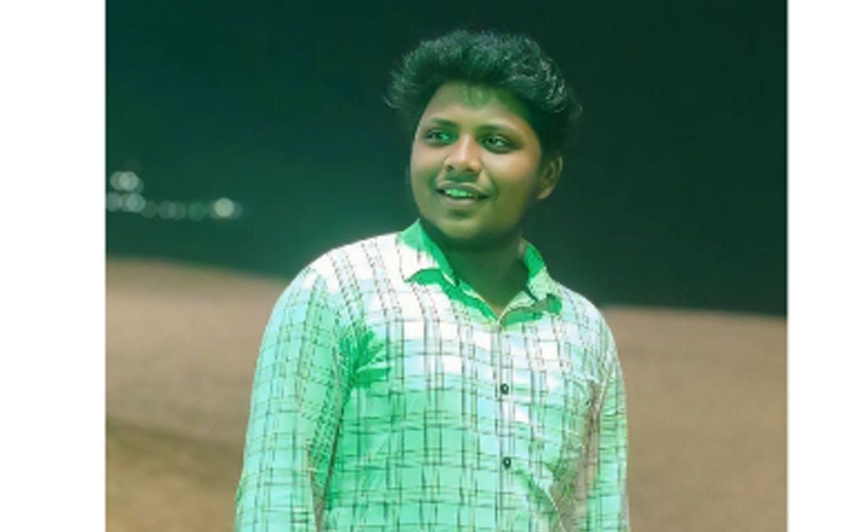 రైలు కిందపడి యువకుడి ఆత్మహత్య