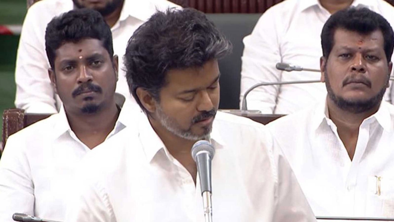 CM Vijay: ప్ర‌తి ఎమ్మెల్యేకు ఓ కారు, పెట్రోల్ అల‌వెన్స్ ప్ర‌క‌టించిన సీఎం విజ‌య్