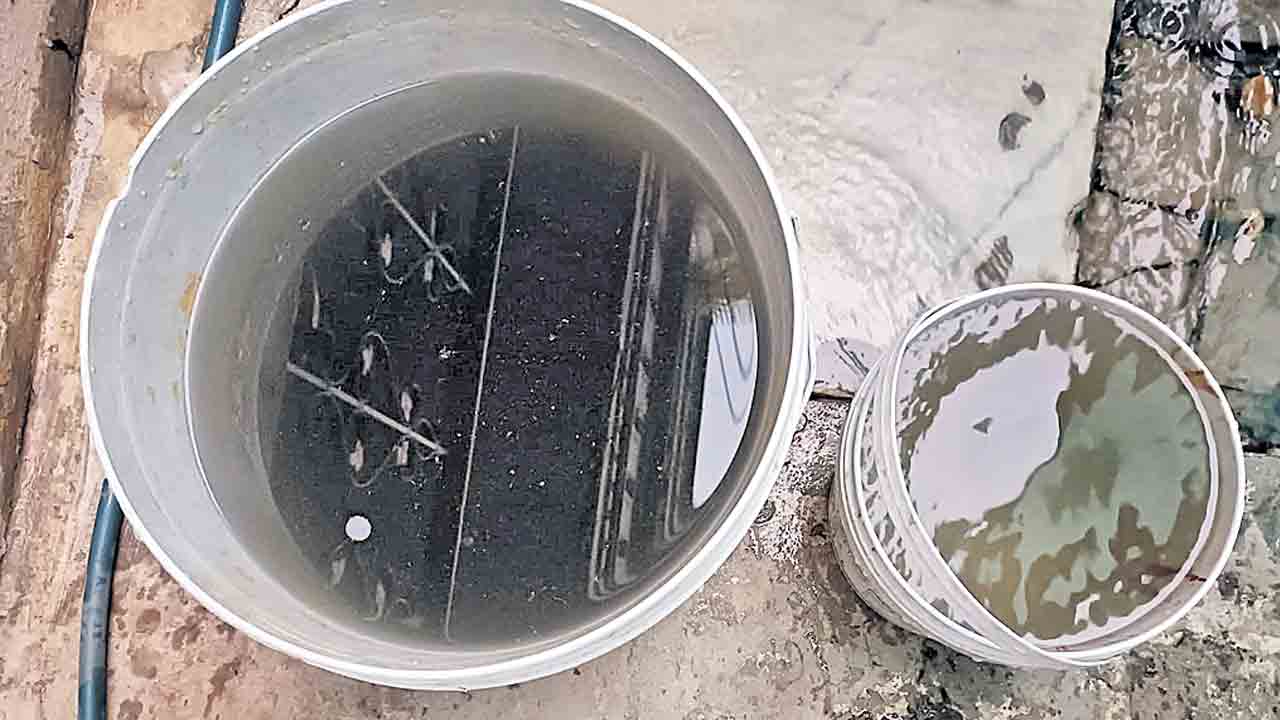 కలుషిత నీటితో కష్టాలు