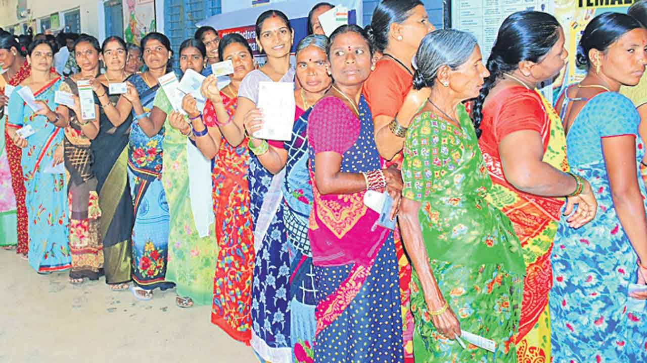 మహిళలదే పైచేయి..!