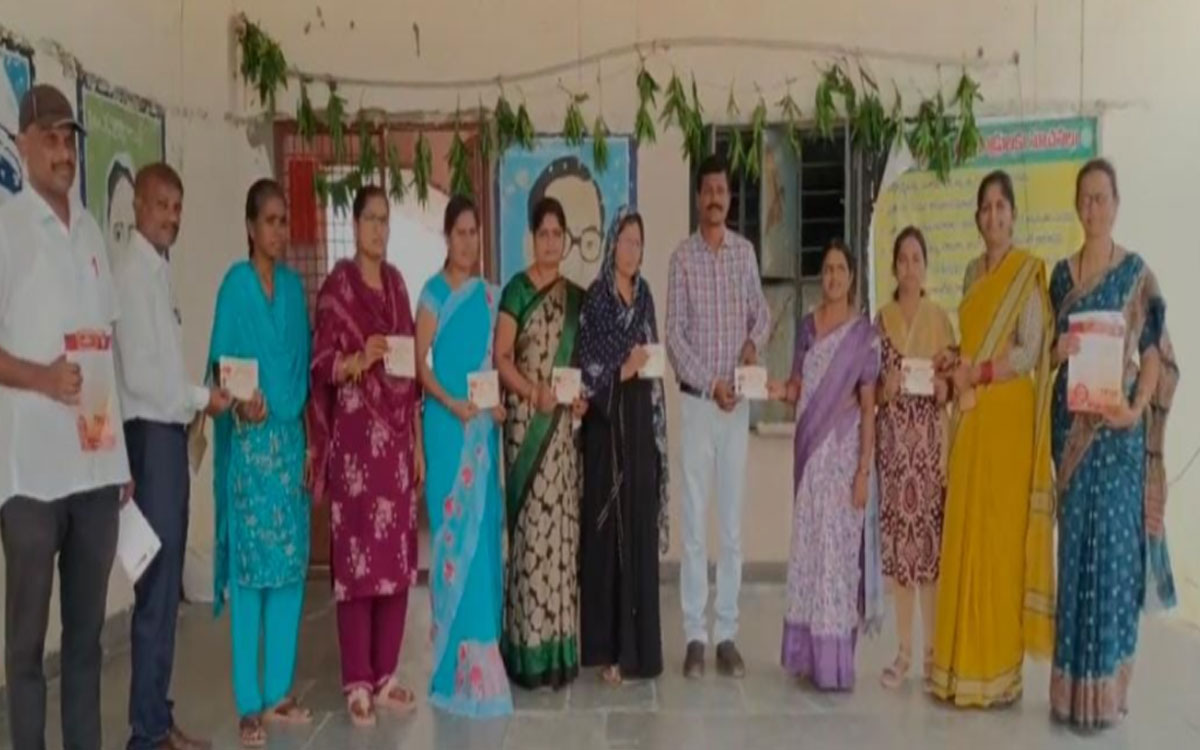 విద్యారంగ సమస్యలు పరిష్కరించాలి : యామా రమేశ్