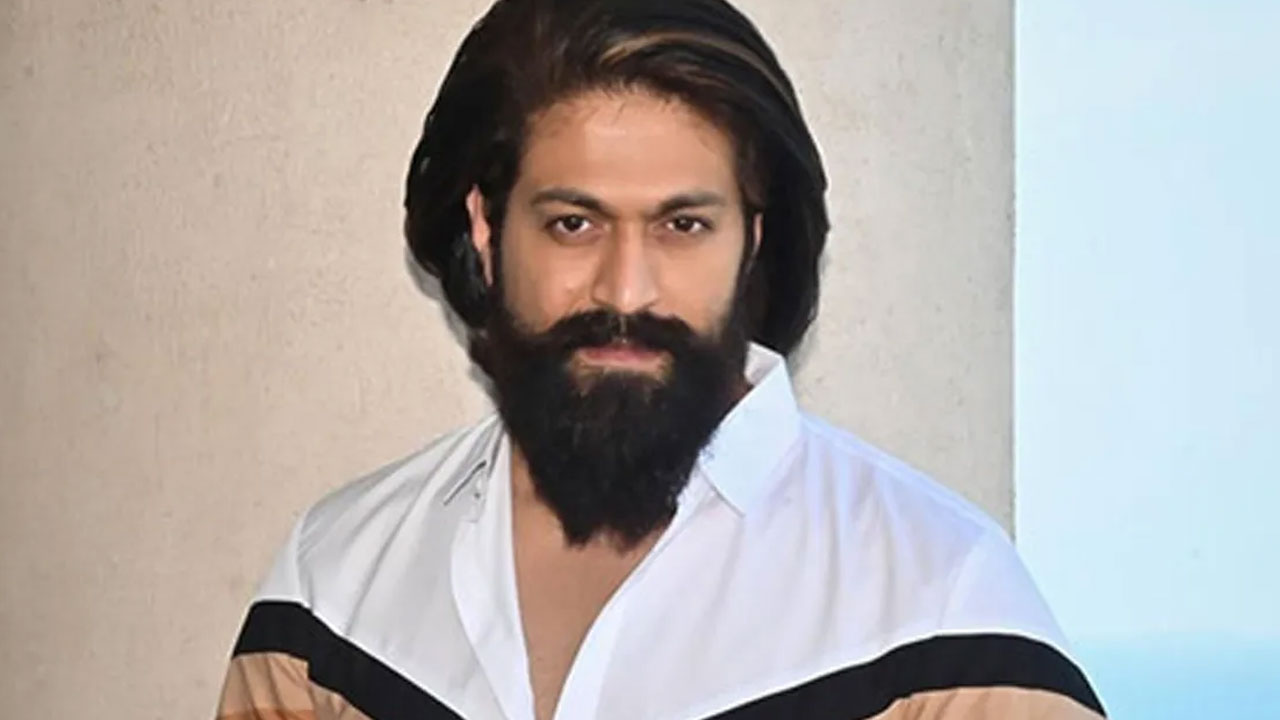 Yash | ‘పాన్ ఇండియా స్టార్’ ట్యాగ్‌పై యశ్ సంచలన వ్యాఖ్యలు.. అల్లు అర్జున్, రామ్ చరణ్ ఫ్యాన్స్ ఫైర్!