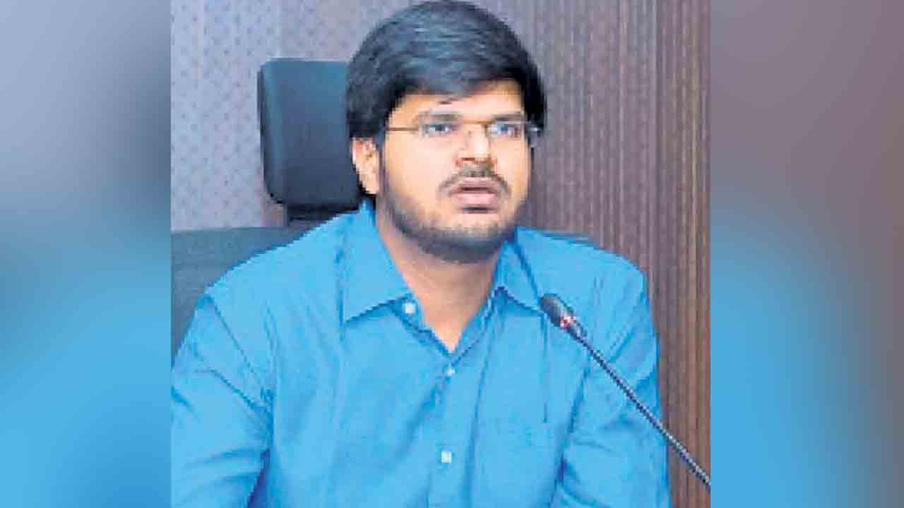 కేపీహెచ్‌బీలో గజం రూ.2.70లక్షలు..హౌసింగ్‌ బోర్డు భూముల వేలంలో రికార్డు ధర