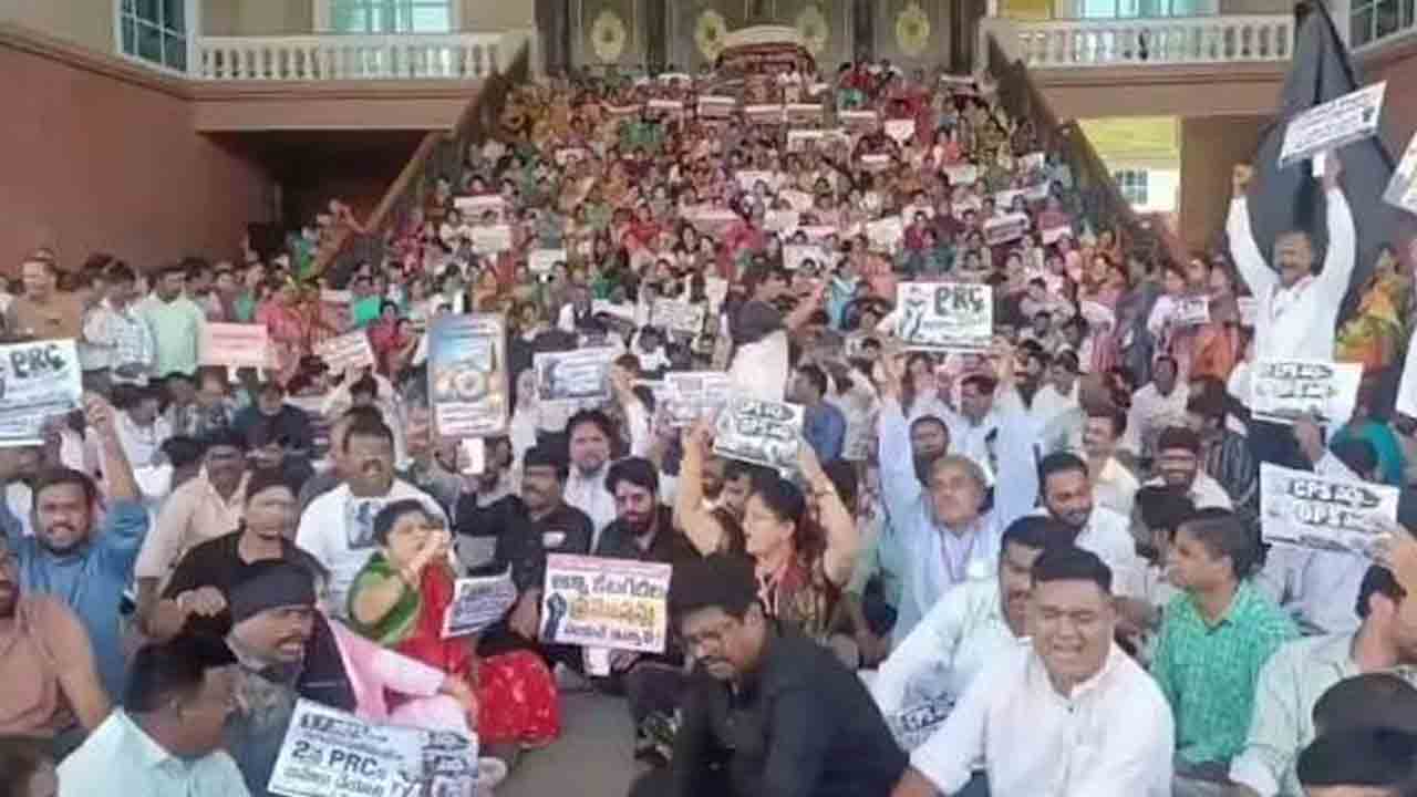 10నే ‘చలో హైదరాబాద్‌’.. సభ రద్దు చేస్తున్నారనే పుకార్లను ఉద్యోగులెవరూ నమ్మొద్దు