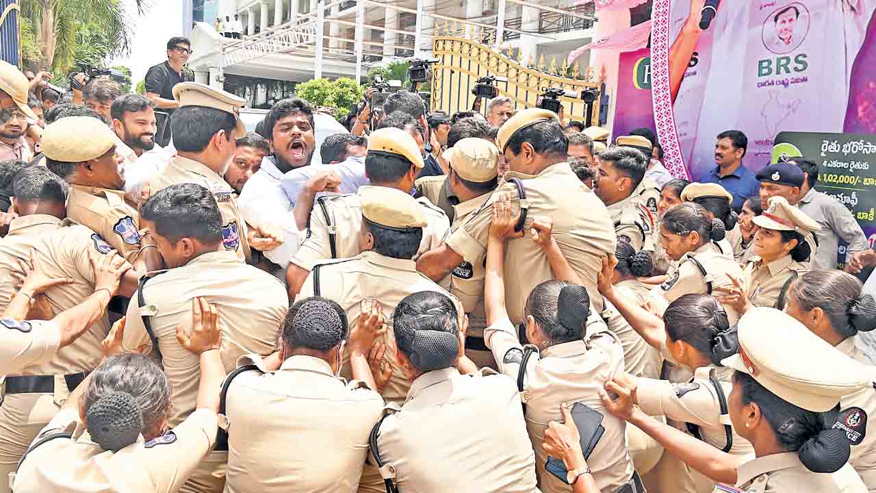 నిర్బంధంలో తెలంగాణ.. రాష్ట్రవ్యాప్తంగా బీఆర్‌ఎస్‌ నేతల అరెస్టులు