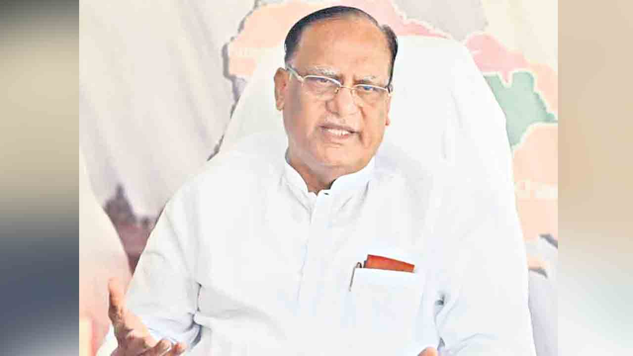 వరంగల్ ఎమ్మెల్సీల సీడీపీ నిధులు విడుదల చేయండి వరంగల్ ఎమ్మెల్సీల సీడీపీ నిధులు విడుదల చేయండి